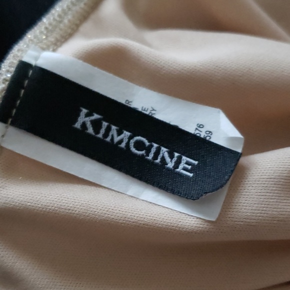 GOLD DRESS - Picture 2 of 2